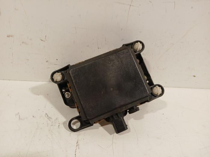 Gebrauchte Tempomat Sensor Peugeot 5008 Preis € 36,00 Margenregelung angeboten von Van der Ven Autorecycling B.V.