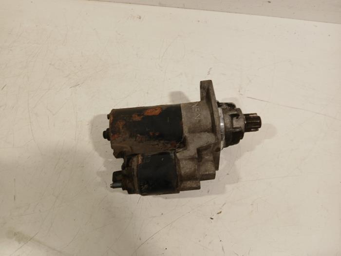 Used Engine management computer Volkswagen Golf Price € 13,00 Margin scheme offered by Van der Ven Autorecycling B.V.