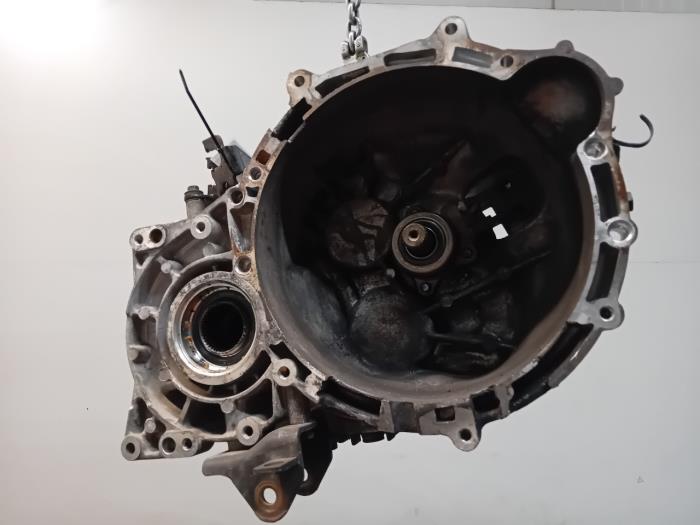 Usagé Boîte de vitesse Kia Sportage Prix € 999,99 Règlement à la marge proposé par Van der Ven Autorecycling B.V.
