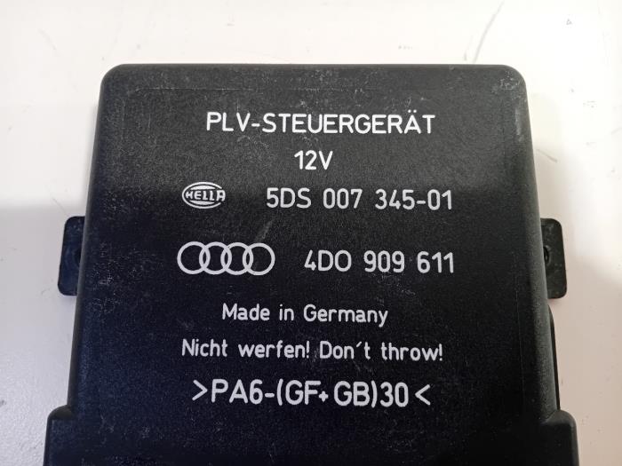 Computer, miscellaneous from a Audi RS6 2003