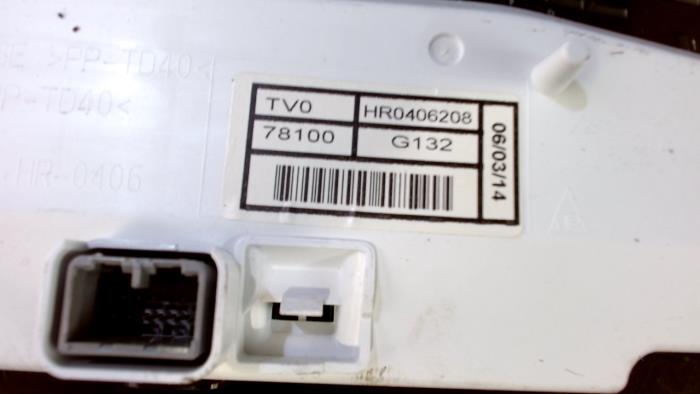 Begagnade Innerdisplay Honda Civic Pris € 63,00 Marginaltabell erbjuds av Van der Ven Autorecycling B.V.