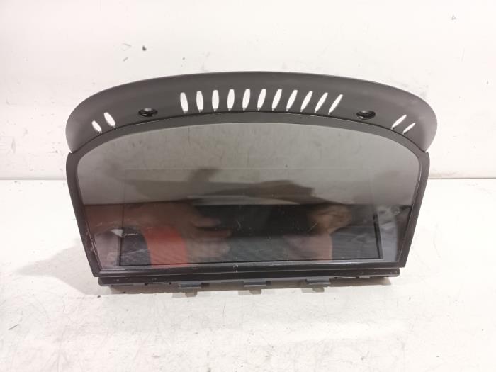 Used Interior display BMW 5-Serie Price € 155,00 Margin scheme offered by Van der Ven Autorecycling B.V.