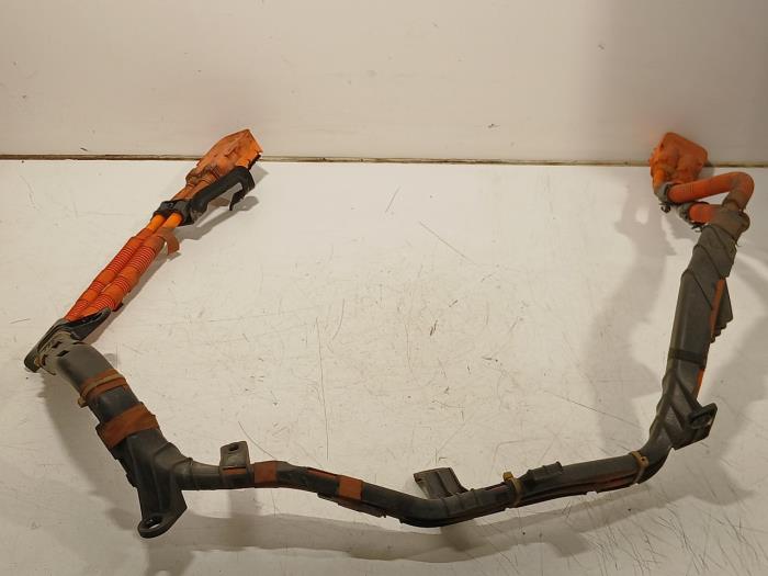 Begagnade Kablage BMW 3-Serie Pris € 149,00 Marginaltabell erbjuds av Van der Ven Autorecycling B.V.
