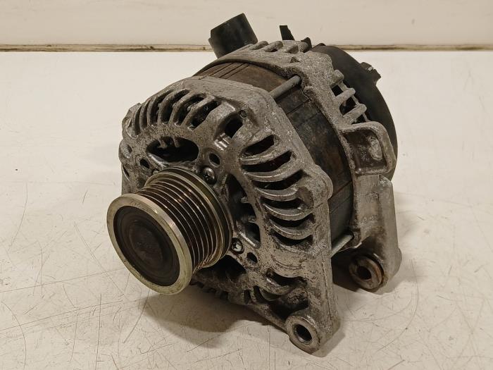 Begagnade Dynamo Opel Vivaro Pris € 25,00 Marginaltabell erbjuds av Van der Ven Autorecycling B.V.