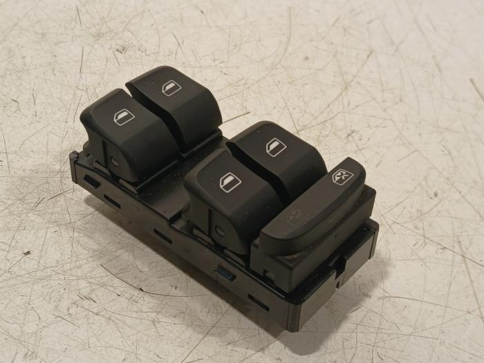Usados Interruptor de ventanilla eléctrica Audi A3 Precio € 13,00 Norma de margen ofrecido por Van der Ven Autorecycling B.V.