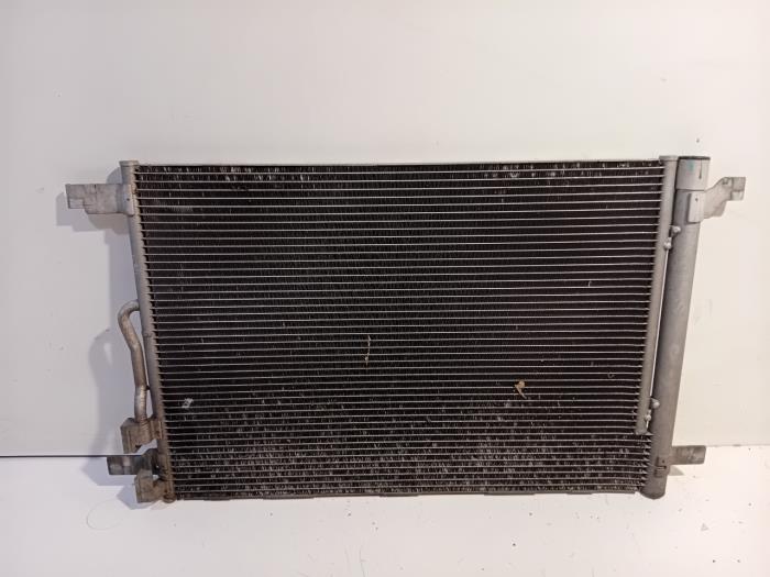 Usagé Radiateur clim Volkswagen Tiguan Allspace Prix € 75,00 Règlement à la marge proposé par Van der Ven Autorecycling B.V.