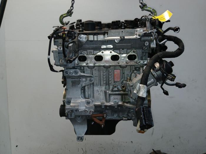 Engine from a Peugeot 3008 2024