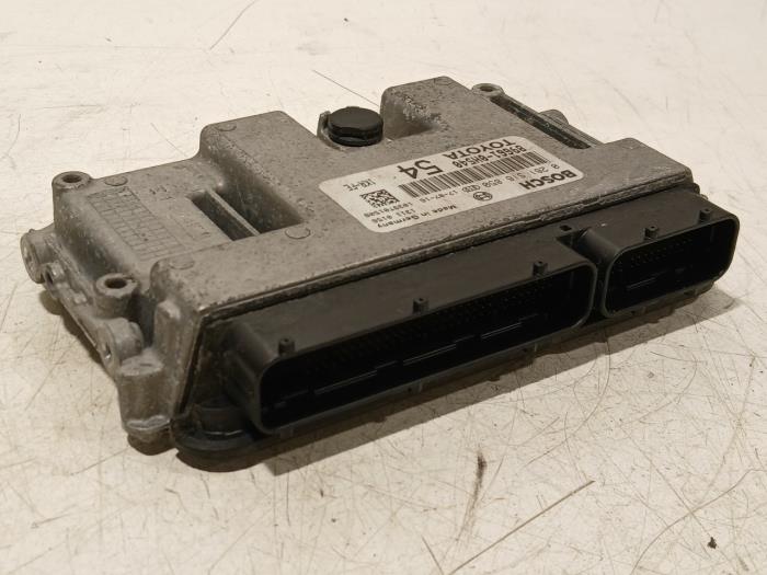 Used Engine management computer Peugeot 108 Price € 70,00 Margin scheme offered by Van der Ven Autorecycling B.V.