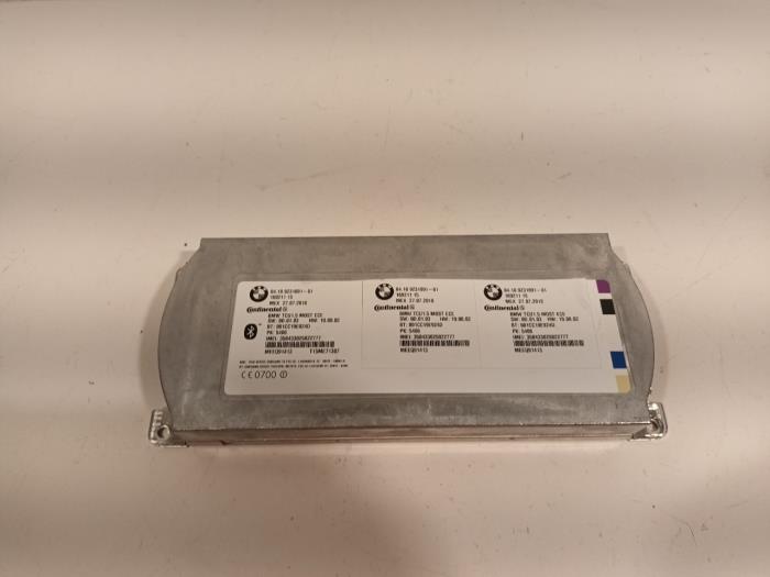 Usados Módulo Bluetooth BMW 5-Serie Precio € 24,00 Norma de margen ofrecido por Van der Ven Autorecycling B.V.