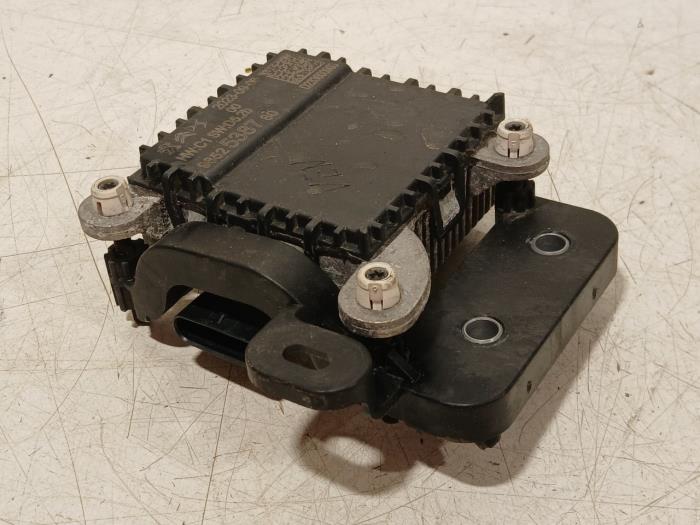 Gebrauchte Tempomat Sensor Peugeot 3008 Preis € 424,00 Margenregelung angeboten von Van der Ven Autorecycling B.V.