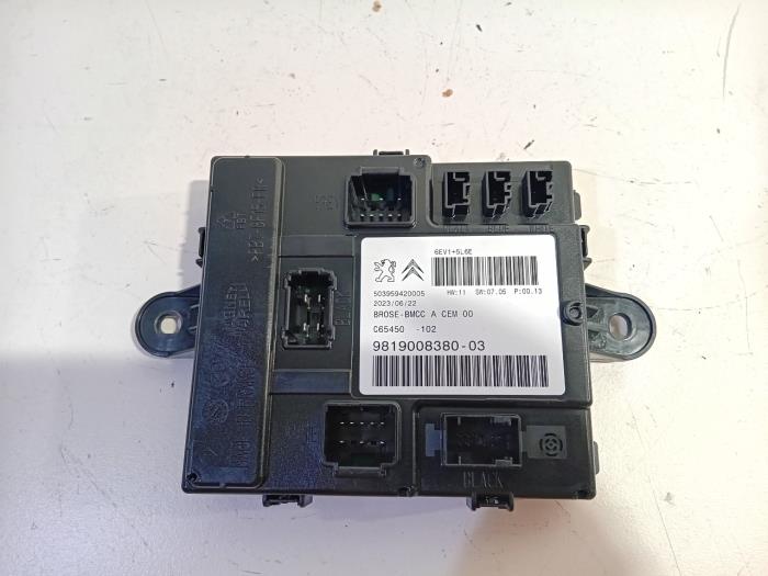 Used Body control computer Peugeot 3008 Price € 60,00 Margin scheme offered by Van der Ven Autorecycling B.V.