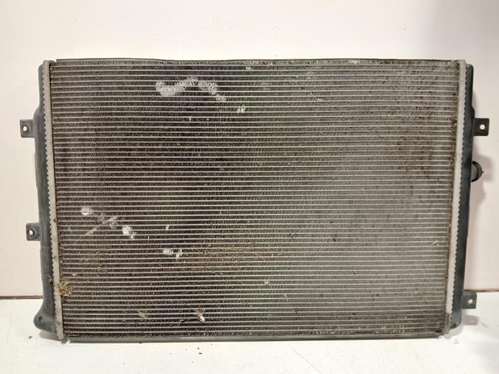 Used Radiator Skoda Octavia Price € 26,00 Margin scheme offered by Van der Ven Autorecycling B.V.