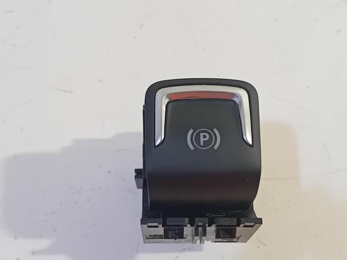 Gebrauchte Handbremse Schalter Opel Corsa Preis € 17,00 Margenregelung angeboten von Van der Ven Autorecycling B.V.