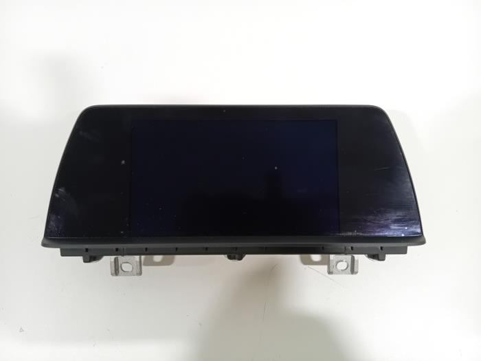 Begagnade Innerdisplay BMW 3-Serie Pris € 242,00 Marginaltabell erbjuds av Van der Ven Autorecycling B.V.