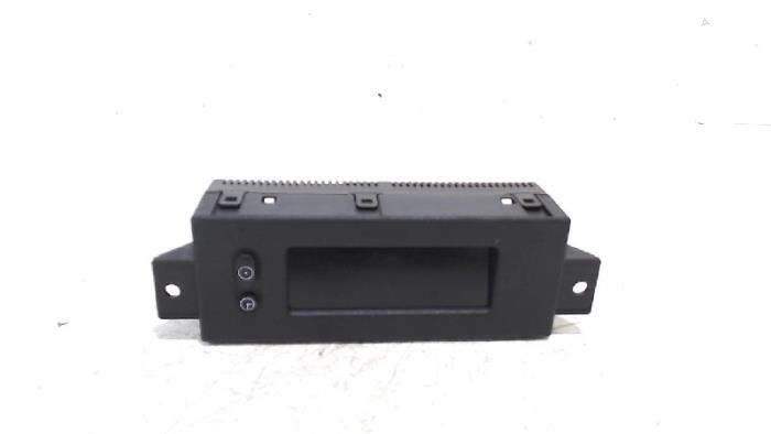 Begagnade Innerdisplay Honda Jazz Pris € 14,00 Marginaltabell erbjuds av Van der Ven Autorecycling B.V.
