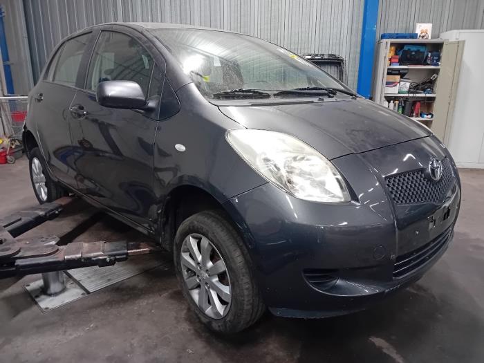 Getriebe van een Toyota Yaris 2008