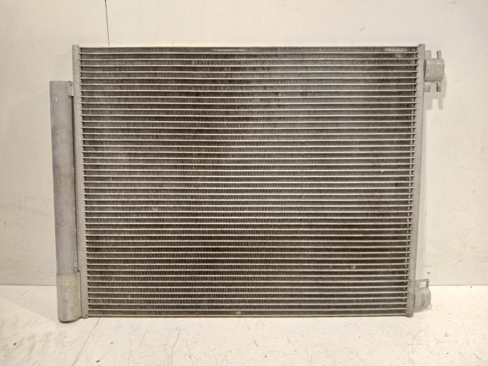 Begagnade AC-radiator Renault Scenic Pris € 36,00 Marginaltabell erbjuds av Van der Ven Autorecycling B.V.