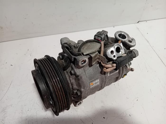 Gebrauchte Klimapumpe Mercedes B-Klasse Preis € 45,00 Margenregelung angeboten von Van der Ven Autorecycling B.V.