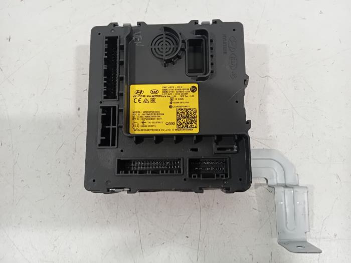 Used Computer, miscellaneous Hyundai Bayon Price € 95,00 Margin scheme offered by Van der Ven Autorecycling B.V.