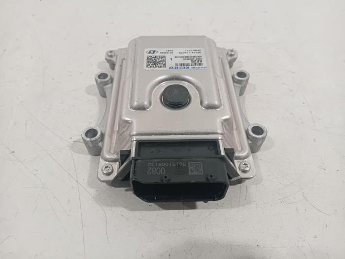 Used Computer, miscellaneous Hyundai Bayon Price € 165,00 Margin scheme offered by Van der Ven Autorecycling B.V.