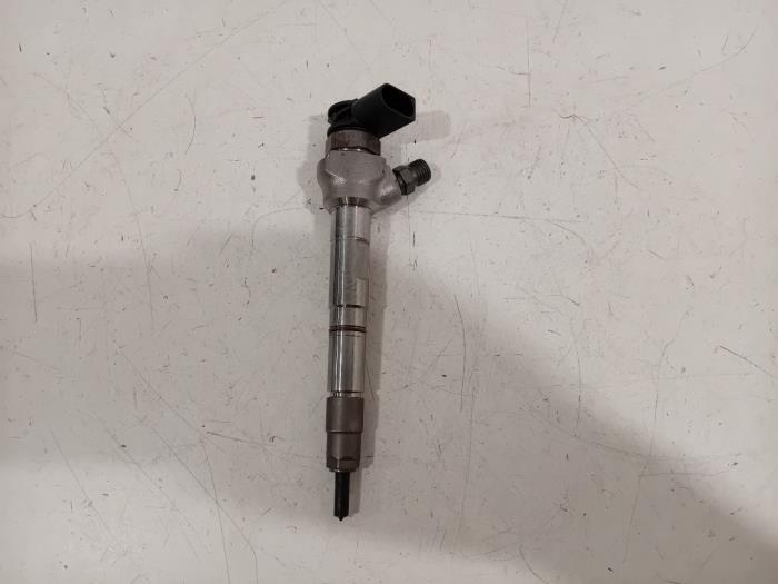 Usagé Injecteur (diesel) Skoda Octavia Prix € 106,00 Règlement à la marge proposé par Van der Ven Autorecycling B.V.