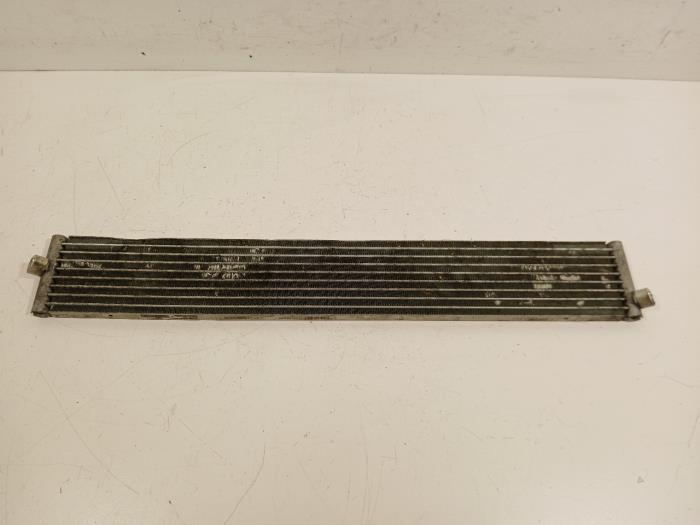 Gebrauchte Ölkühler Porsche Cayenne Preis € 138,00 Margenregelung angeboten von Van der Ven Autorecycling B.V.