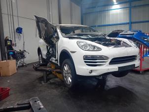 Kühler van een Porsche Cayenne 2012