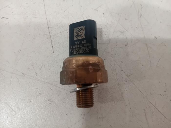 Begagnade Oljetryckssensor Skoda Octavia Pris € 17,00 Marginaltabell erbjuds av Van der Ven Autorecycling B.V.