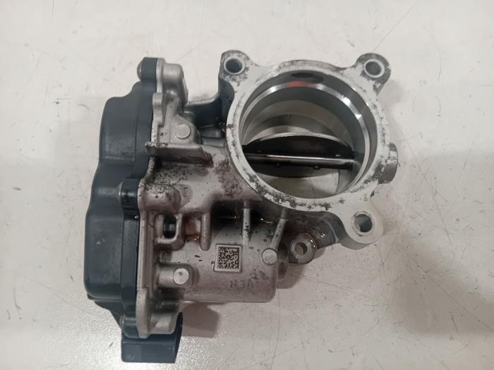 Usagé Boîtier accélérateur Skoda Octavia Prix € 50,00 Règlement à la marge proposé par Van der Ven Autorecycling B.V.