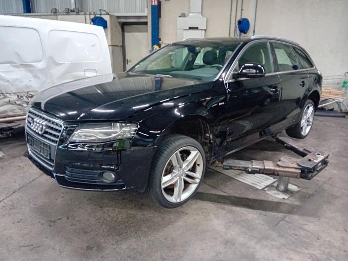 Engine management computer from a Audi A4 2008