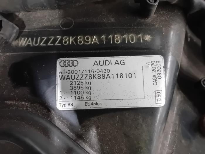 Engine management computer from a Audi A4 2008