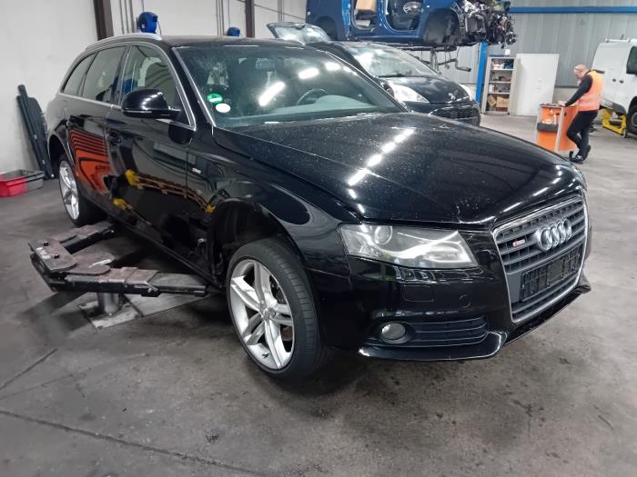 Engine management computer from a Audi A4 2008