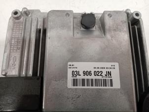 Engine management computer from a Audi A4 2008