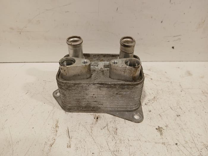 Gebrauchte Ölkühler Volkswagen Transporter Preis € 95,00 Margenregelung angeboten von Van der Ven Autorecycling B.V.