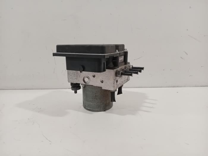 Usagé Pompe ABS Citroen C4 Prix € 215,00 Règlement à la marge proposé par Van der Ven Autorecycling B.V.