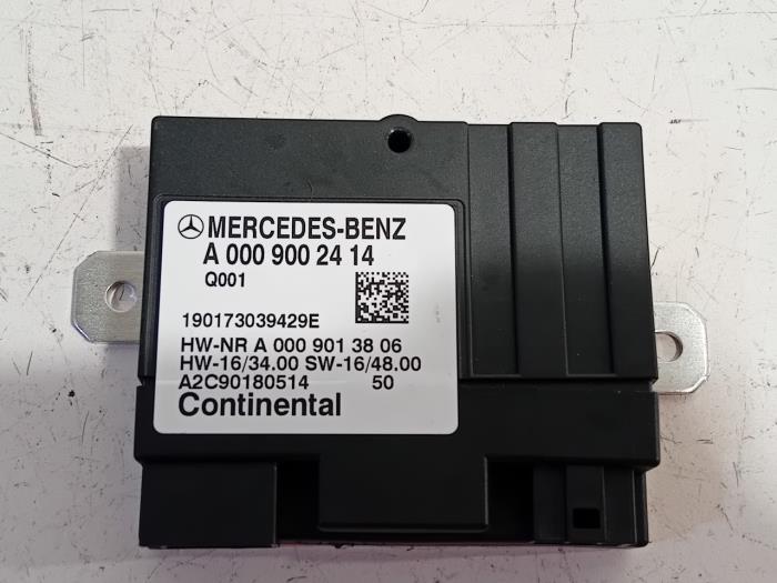 Usagé Module pompe carburant Mercedes C-Klasse Prix € 21,00 Règlement à la marge proposé par Van der Ven Autorecycling B.V.