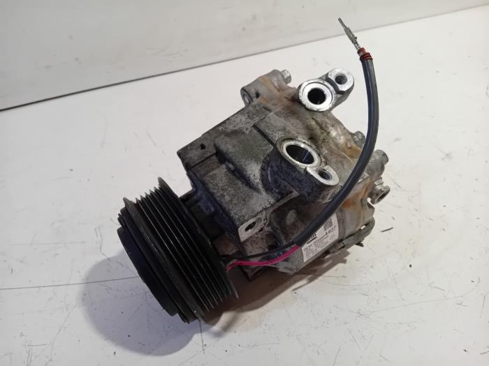 Usagé Pompe clim Opel Adam Prix € 195,00 Règlement à la marge proposé par Van der Ven Autorecycling B.V.