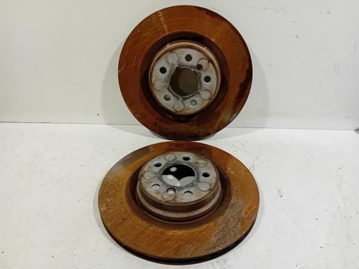 Usagé Divers Mini ONE Prix € 40,00 Règlement à la marge proposé par Van der Ven Autorecycling B.V.