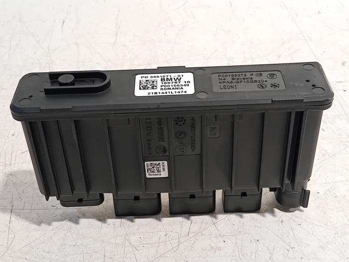 Used On-board computer Mini ONE Price € 30,00 Margin scheme offered by Van der Ven Autorecycling B.V.