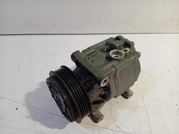 Gebrauchte Klimapumpe Fiat 500 Preis € 14,99 Margenregelung angeboten von Van der Ven Autorecycling B.V.