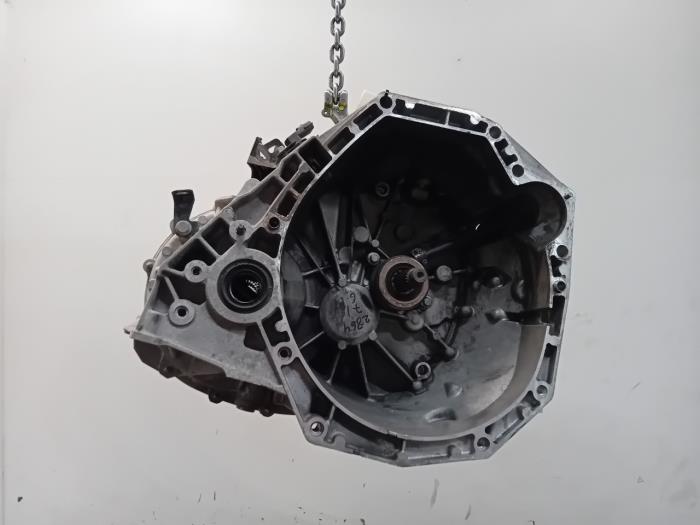 Gebrauchte Getriebe Renault Megane Preis € 549,99 Margenregelung angeboten von Van der Ven Autorecycling B.V.
