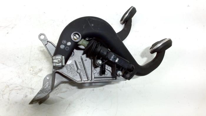 Begagnade Diverse Mini ONE Pris € 35,00 Marginaltabell erbjuds av Van der Ven Autorecycling B.V.