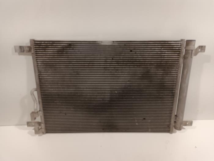Usagé Radiateur clim Audi A3 Prix € 138,00 Règlement à la marge proposé par Van der Ven Autorecycling B.V.