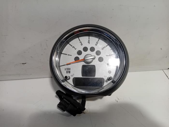 Używane Obrotomierz Mini ONE Cena € 31,00 Procedura marży oferowane przez Van der Ven Autorecycling B.V.