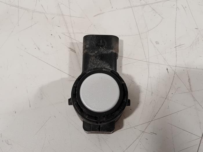 Usados Sensor PDC BMW iX3 Precio € 41,00 Norma de margen ofrecido por Van der Ven Autorecycling B.V.