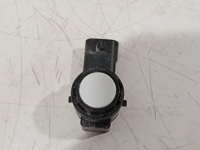 Usados Sensor PDC BMW iX3 Precio € 41,00 Norma de margen ofrecido por Van der Ven Autorecycling B.V.