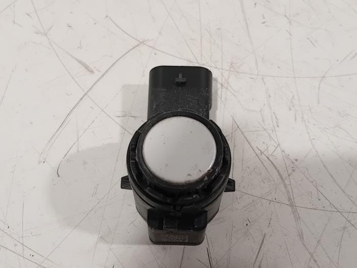 Usados Sensor PDC BMW iX3 Precio € 41,00 Norma de margen ofrecido por Van der Ven Autorecycling B.V.