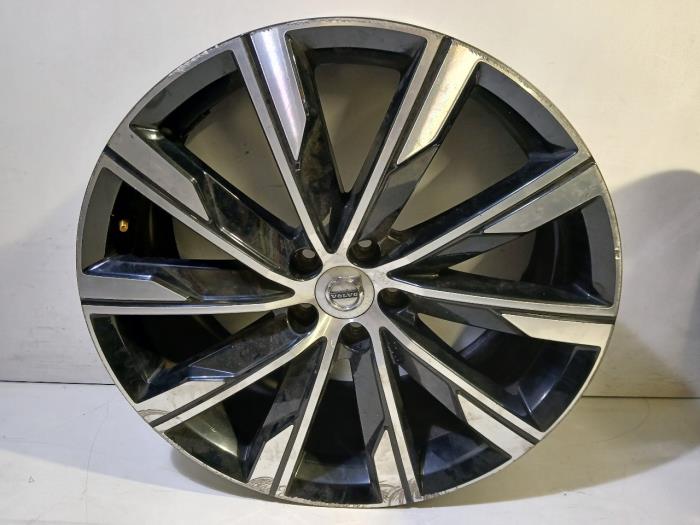 Używane Obrecz Volvo S60 Cena € 185,00 Procedura marży oferowane przez Van der Ven Autorecycling B.V.