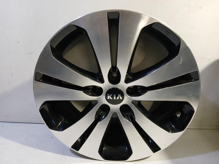 Begagnade Hjul Kia Sportage Pris € 70,00 Marginaltabell erbjuds av Van der Ven Autorecycling B.V.