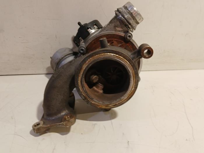 Gebrauchte Turbo Volvo XC40 Preis € 499,99 Margenregelung angeboten von Van der Ven Autorecycling B.V.